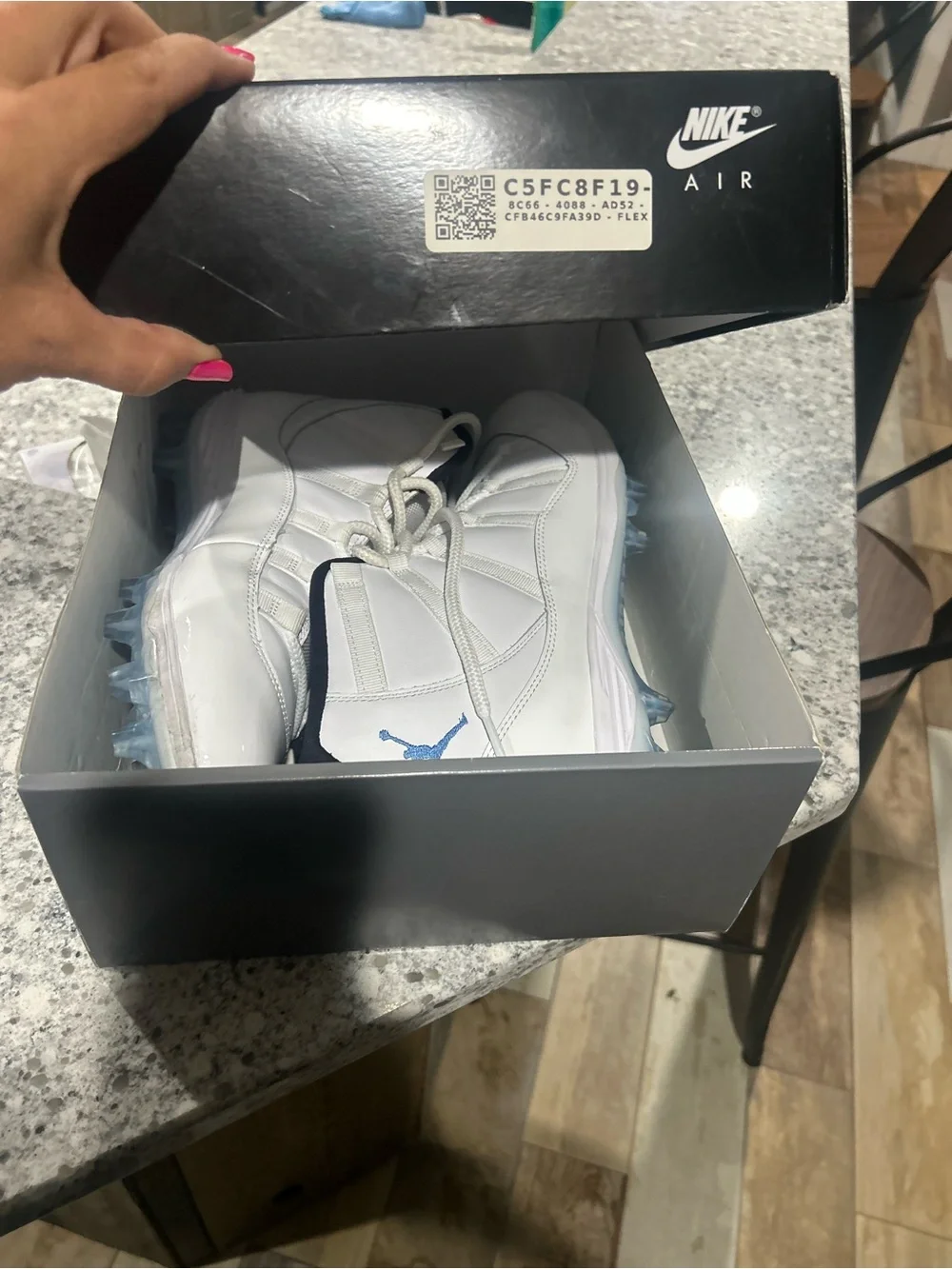 Jordan 11 Mid TD cleats white/legend blue-black